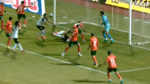 لحظه اعلام پنالتی به سود سپاهان مقابل مس رفسنجان