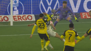 گل اول بایرلورکوزن به دورتموند توسط مازا 