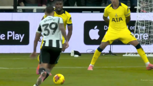 گل اول نیوکسل به تاتنهام (گیمارش)