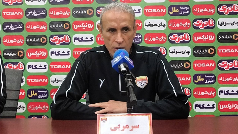 گل محمدی: به دنبال 3 امتیاز بازی هستیم