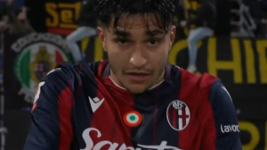 گل دوم بولونیا به پارما (کاسترو)