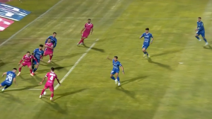 فرصت سوزی بیفوما مقابل دروازه استقلال