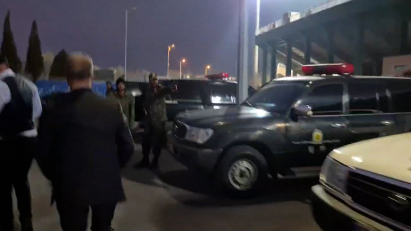 فرار جالب نظری جویباری از مصاحبه!