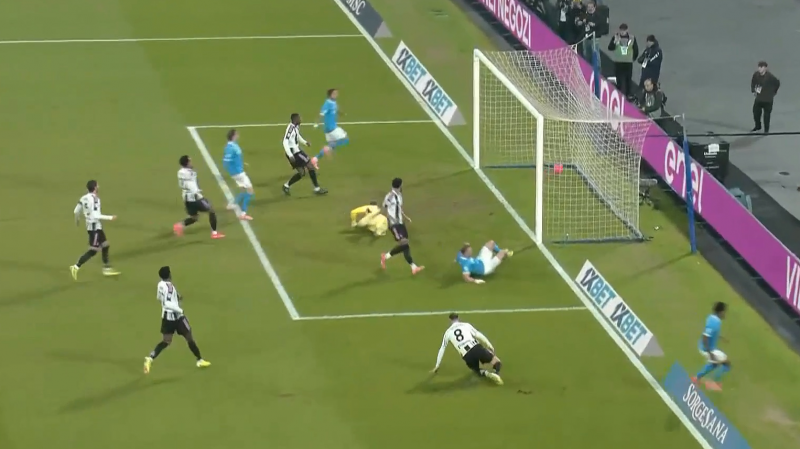 گل اول ناپولی به یوونتوس توسط هویلوند