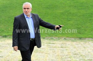 واکنش فتح‌الله زاده به درآمد سالانه حق پخش در ایران