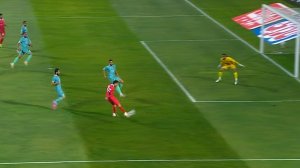 موقعیت تک به تک مقابل پیکان را احمدزاده از دست داد