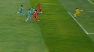 تکل نجات‌بخش توکلی مانع از گلزنی اورونوف شد