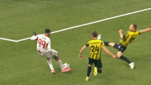 دو موقعیت پیاپی گلزنی برای طارمی که از دست رفت