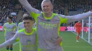 گل اول منچسترسیتی به کریستال پالاس (هالند)