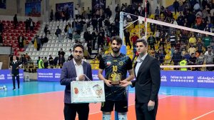 امیر غفور بهترین بازیکن زمین شد