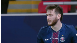 گل اول پاری سن ژرمن به فلامینگو (کواراتسخلیا)