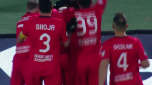 گل اول تراکتور به پرسپولیس توسط مهدی ترابی