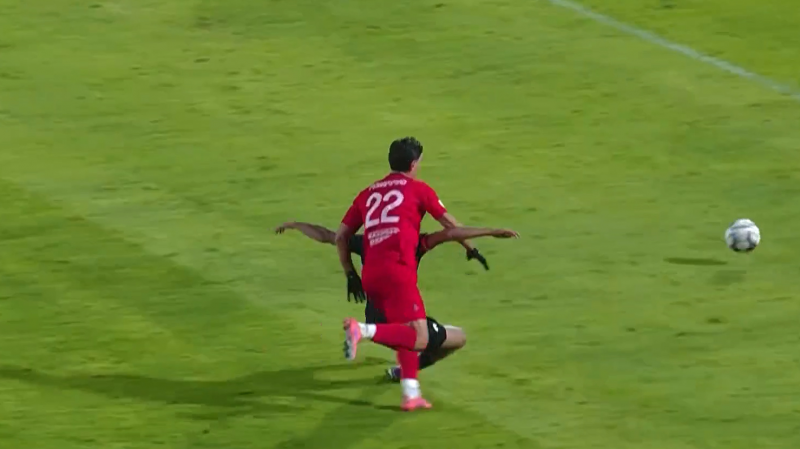 اخراج محمد نادری مقابل پرسپولیس