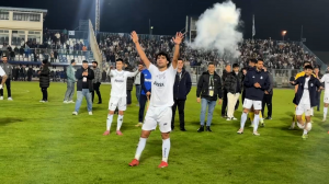 خوشحالی به سبک قائم