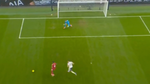 گل اول لیورپول به تاتنهام توسط ایساک 