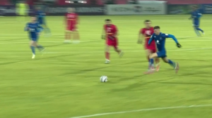 ضربه خطرناک بازیکن الدحیل به بیرون رفت