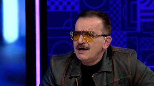 زنوزی: تمام پیج های پرسپولیس ما را تهدید کردند