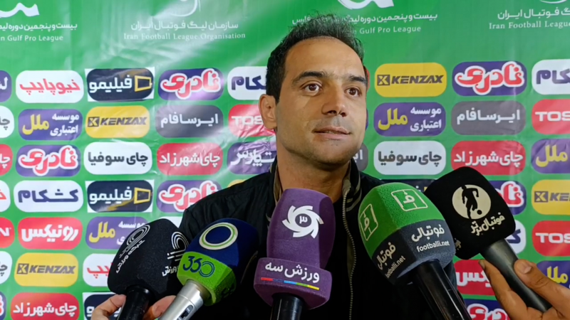 جمشیدیان: به دلیل بازار گرمی درمورد بازیکنی صحبت نمیکنم