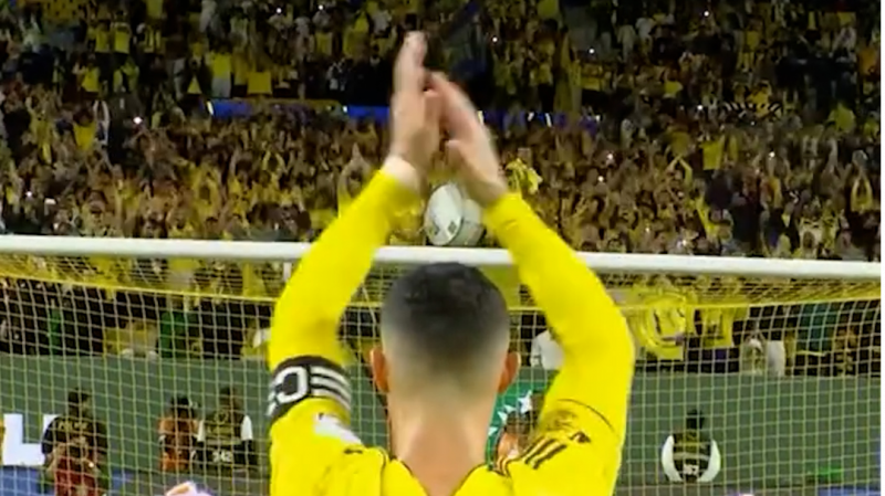 عشق بازی کریستیانو با هواداران النصر