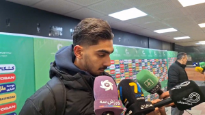 شهرآبادی: گلم را به پدر و مادرم تقدیم میکنم