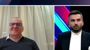 وزیر ورزش: بازسازی استادیوم آزادی اشتباه بود!