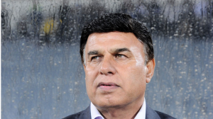 مظلومی: اگر فقط سانتر میکنید چه کسی بهتر از رامین ؟ 