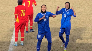 گل اول زنان استقلال به زنان فولاد توسط نیلوفر عظیمی