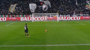 پنالتی عجیب و غریب جاناتان دیوید!