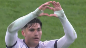 گل اول بولونیا به اینتر (کاسترو)