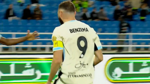 هتریک بنزما کامل شد؛ گل سوم الاتحاد به الخلود