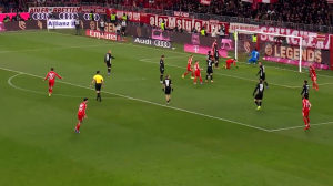 گل دوم بایرن مونیخ به ولفسبورگ (دیاز)