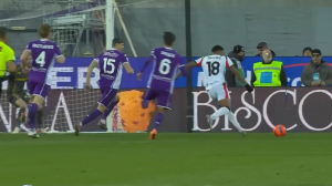 گل اول آث میلان به فیورنتینا (انکونکو)