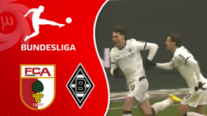 خلاصه بازی مونشن گلادباخ 4 - آگزبورگ 0