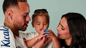 همسر و فرزند نیمار چاشنی تمدید با سانتوس!