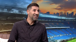 طنز تلخ هاشم بیک زاده از شرایط ورزشگاه آزادی