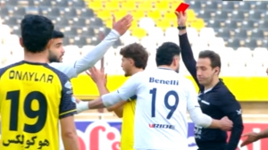 اخراج مستقیم ثابت‌ایمانی مقابل سپاهان