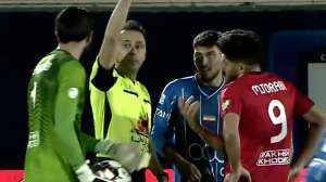 گل مردود استقلال به تراکتور