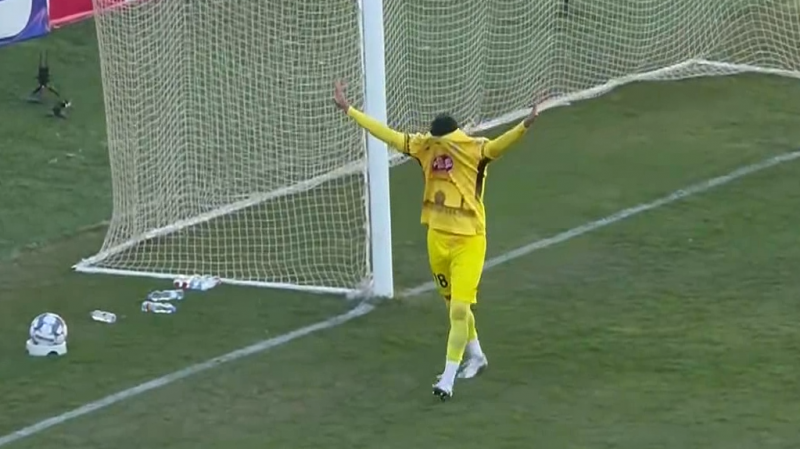 گل دوم فجرسپاسی به پرسپولیس توسط شریفی