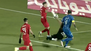 سیو تماشایی فرعباسی در مصاف تک به تک با هلیلوویچ