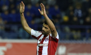 طارمی در راه خروج از آتن