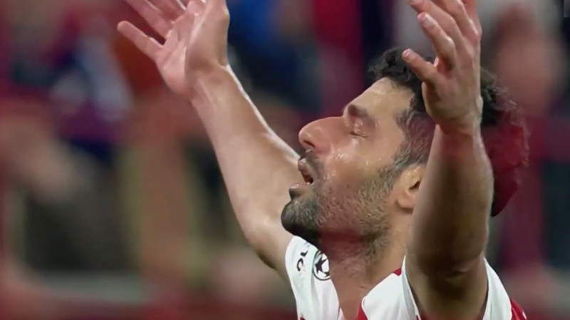 گل زیبای طارمی؛ گل دوم المپیاکوس به بایرلورکوزن