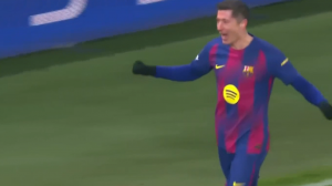 گل چهارم بارسلونا به اسلاویا‌پراگ(لواندوفسکی)