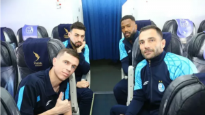 آیا خارجی های استقلال به بازی با ذوب آهن هم نمیرسند؟!