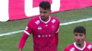 نجات دروازه پرسپولیس توسط پورعلی گنجی 