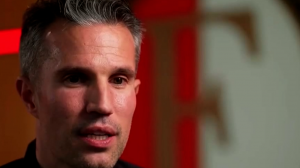 رابین فن پرسی در آستانه اخراج