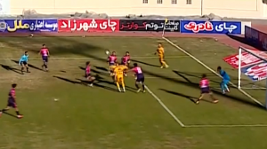 قیچی زیبای حسین زاده را خلیفه مهار کرد