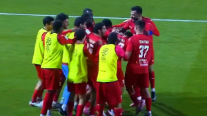 گل عجیب تیم پژمان منتظری در دقیقه ۲+۹۰