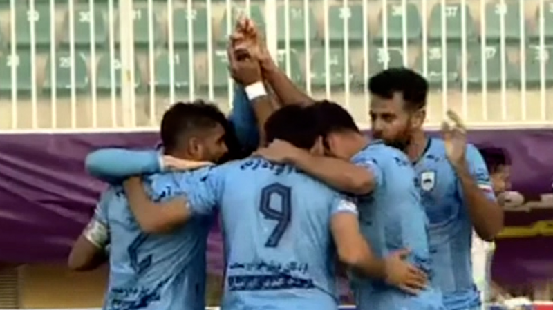 گل اول چادرملو به پیکان (رضا دهقان)