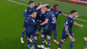 گل دوم لاتزیو به یوونتوس (ایزاکسن)