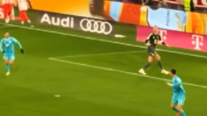 اشتباه عجیب نویر کار دستش داد